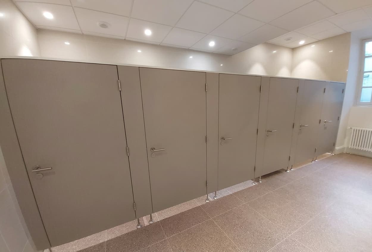 Palais de Justice de Paris — Sanitaires publics — image 2